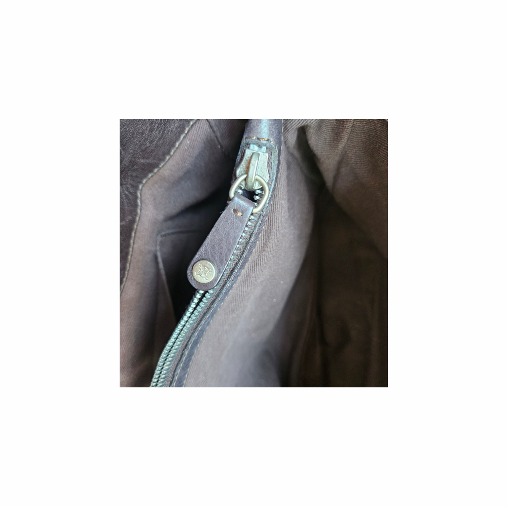 Early 2000s Iconic Calfskin Handbag - Céline