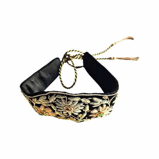 Vintage Belt with a Zardozy Metallic Gem Set Indian Hand Embroidered Front Panel - Re:Velvet