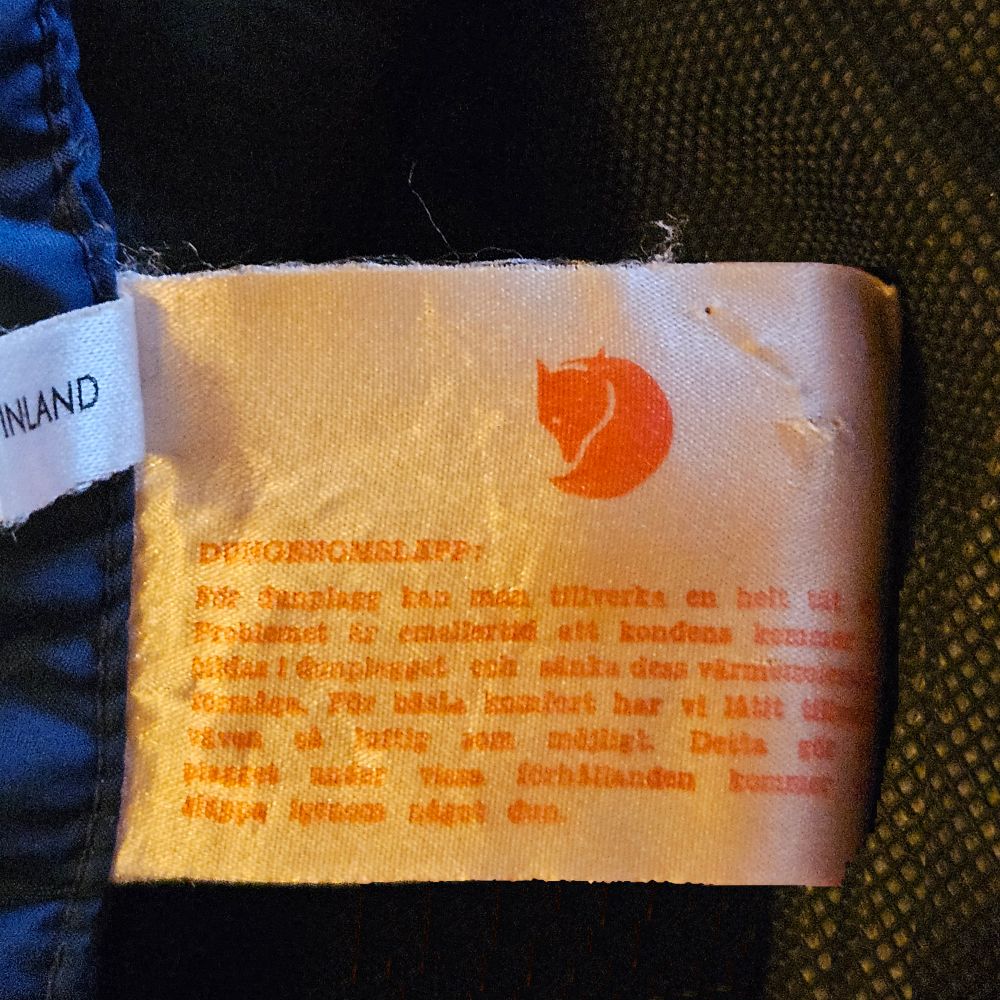 Vintage Sleeveless Puff Jacket - FJÄLL RÄVEN - Re:Velvet