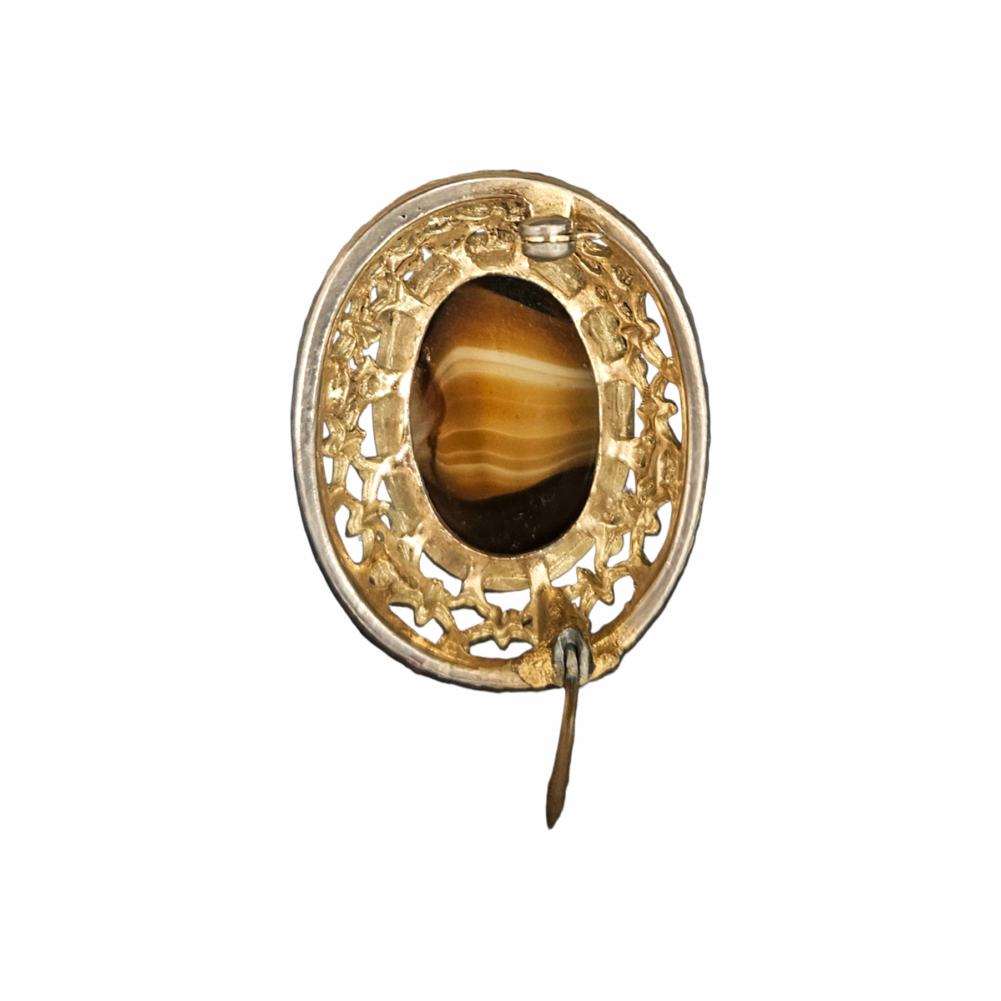 Vintage Banded Agate Cabochon Filigree Brooch