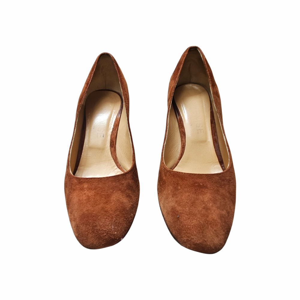 Vintage 1990s Rust Suede Court Shoes – Venise Collection