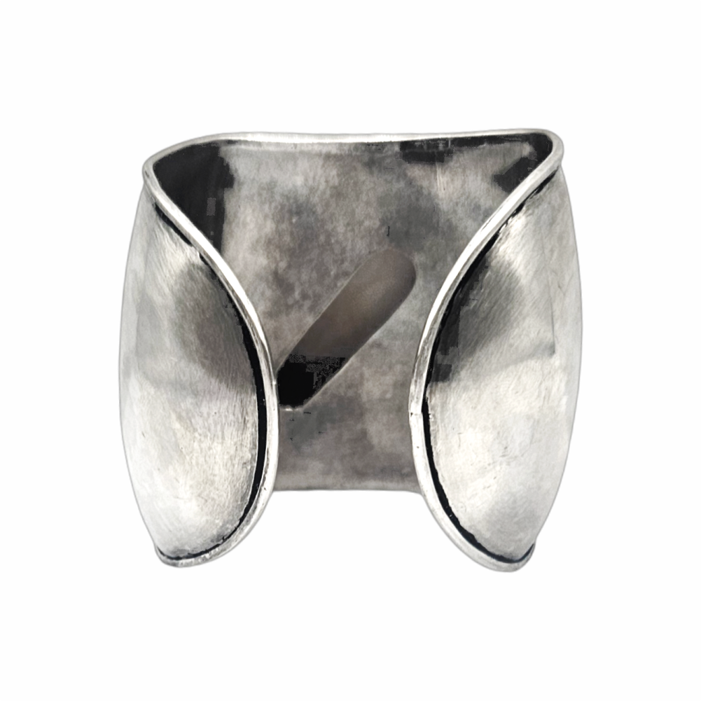 Vintage modernist silver cuff bracelet with orange spiny oyster shell inlay