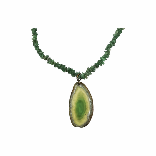 Vintage 1980s Aventurine Chip Necklace With Green Agate Pendant