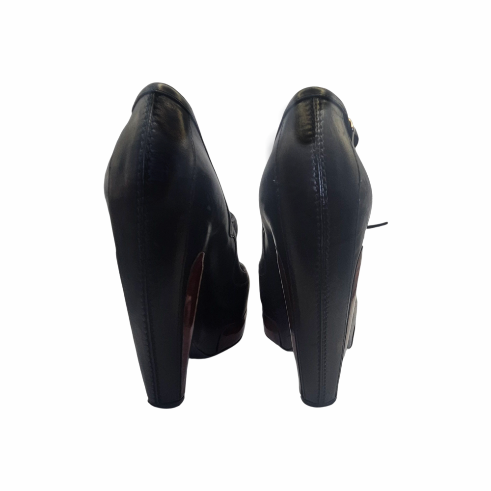 FW 2006 Black Leather Mary Jane Platform Heels - Balenciaga by Nicolas Ghesquière - Re:Velvet