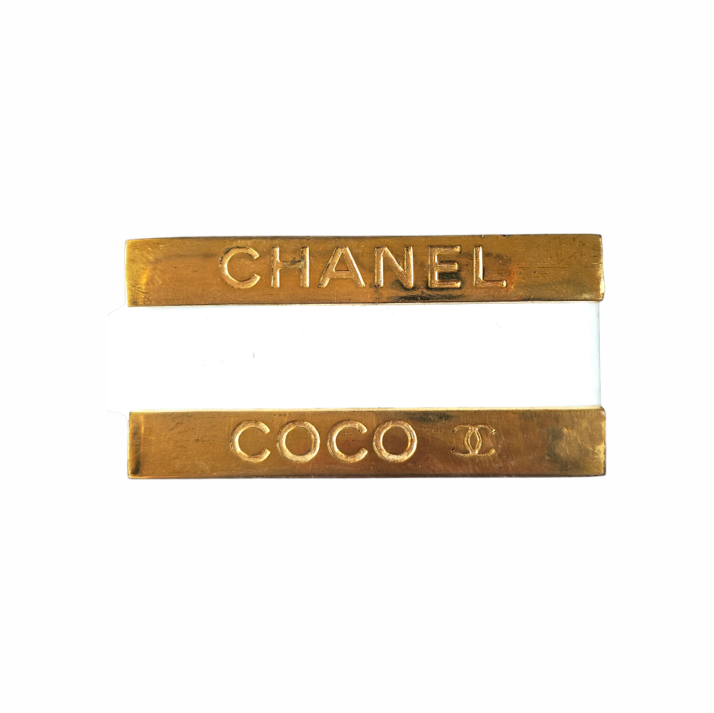 Spring 2001 White Patent Leather Belt with Gold-Tone Logo Buckle - Chanel