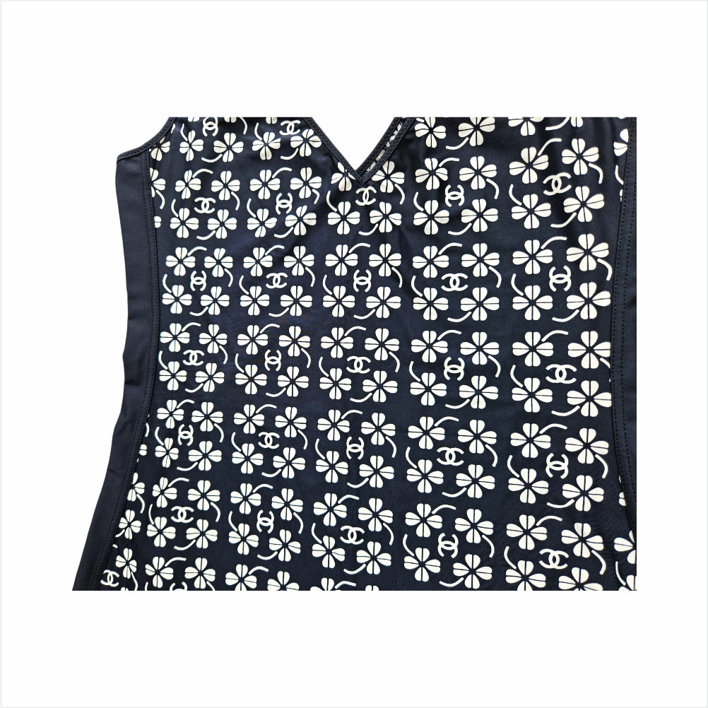 Sleeveless Clover CC Logo Print Stretch Jersey Dress – Chanel