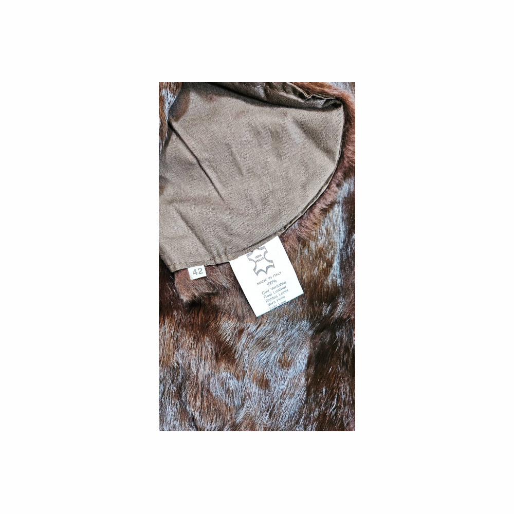 Vintage Italian brown suede leather A-line coat, size 42, with genuine dark fur lining, oversized fur collar, fur cuffs and panelled construction.