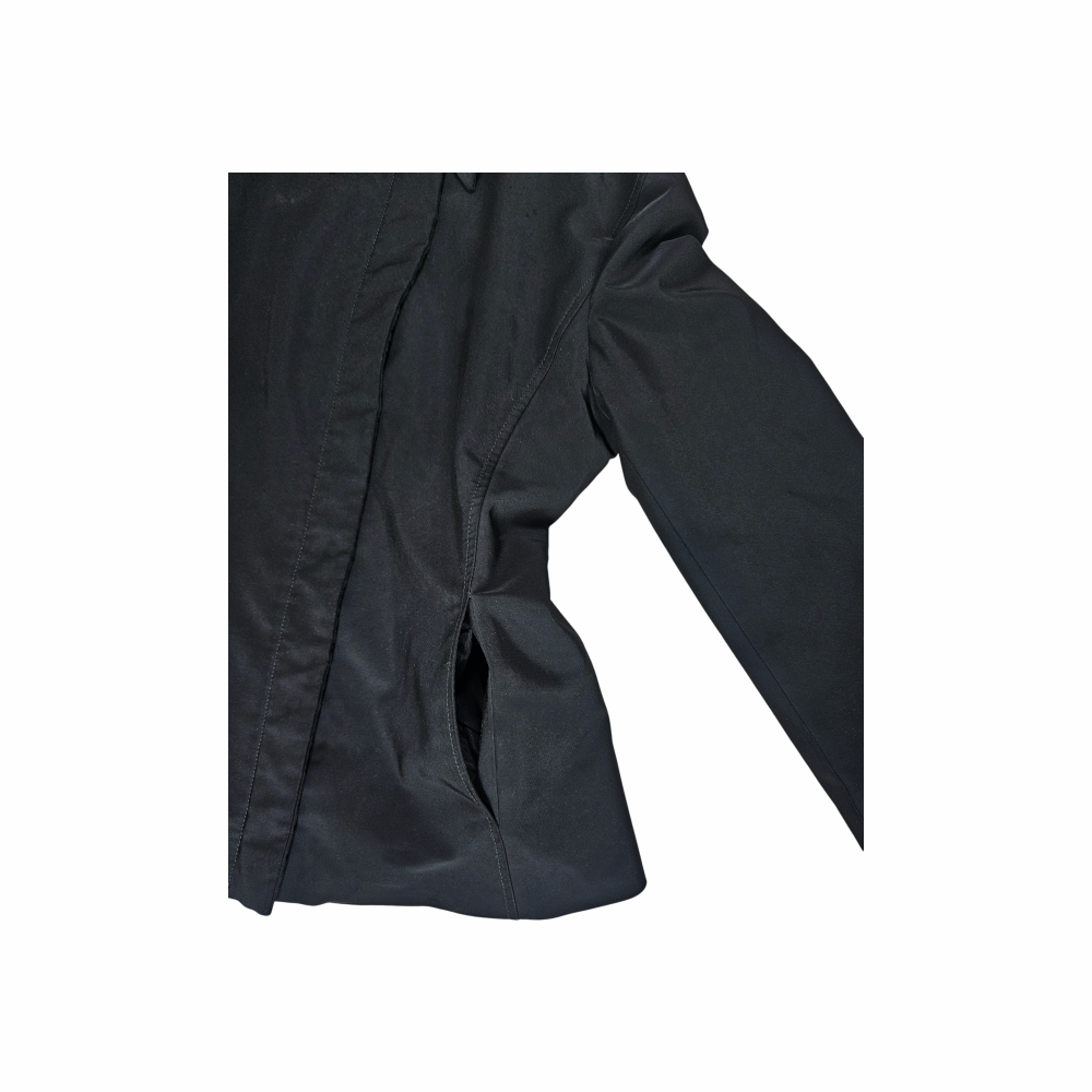 Prada Milano black fitted tailored jacket, Made in Italy, size 42, with sculpted seam detailing, full lining, Prada branded zips and pockets.