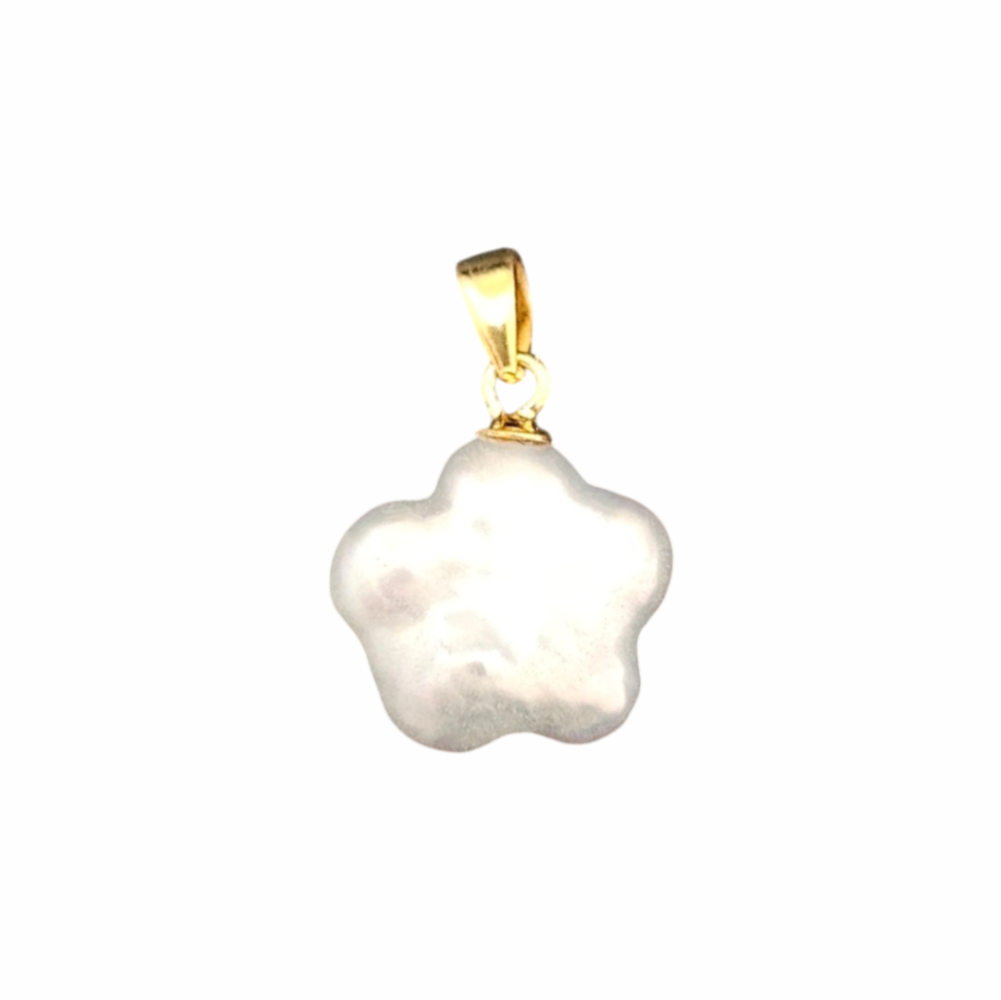 Cloud shaped  Gold-Plated Mother of Pearl Pendant - Re:Velvet