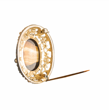 Vintage Banded Agate Cabochon Filigree Brooch